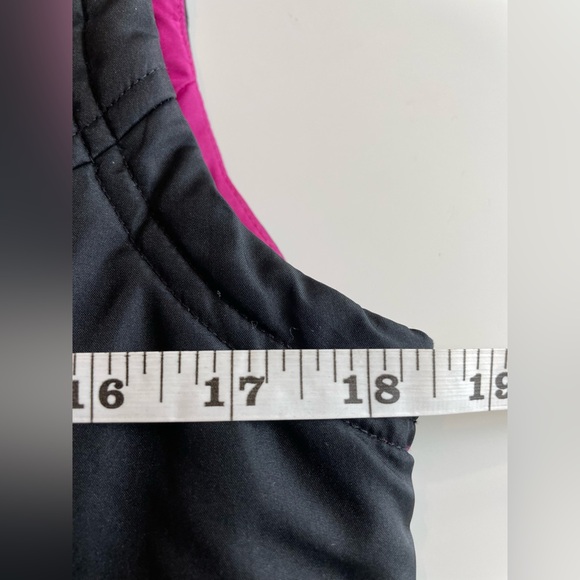 Nike Women’s Medium Quilted Black Puffer Vest with Pink Lining - Picture 11 of 13